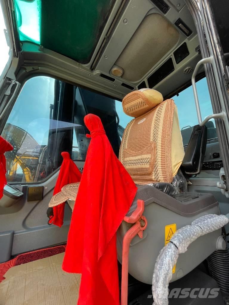 Volvo EC 290 Гусеничні екскаватори