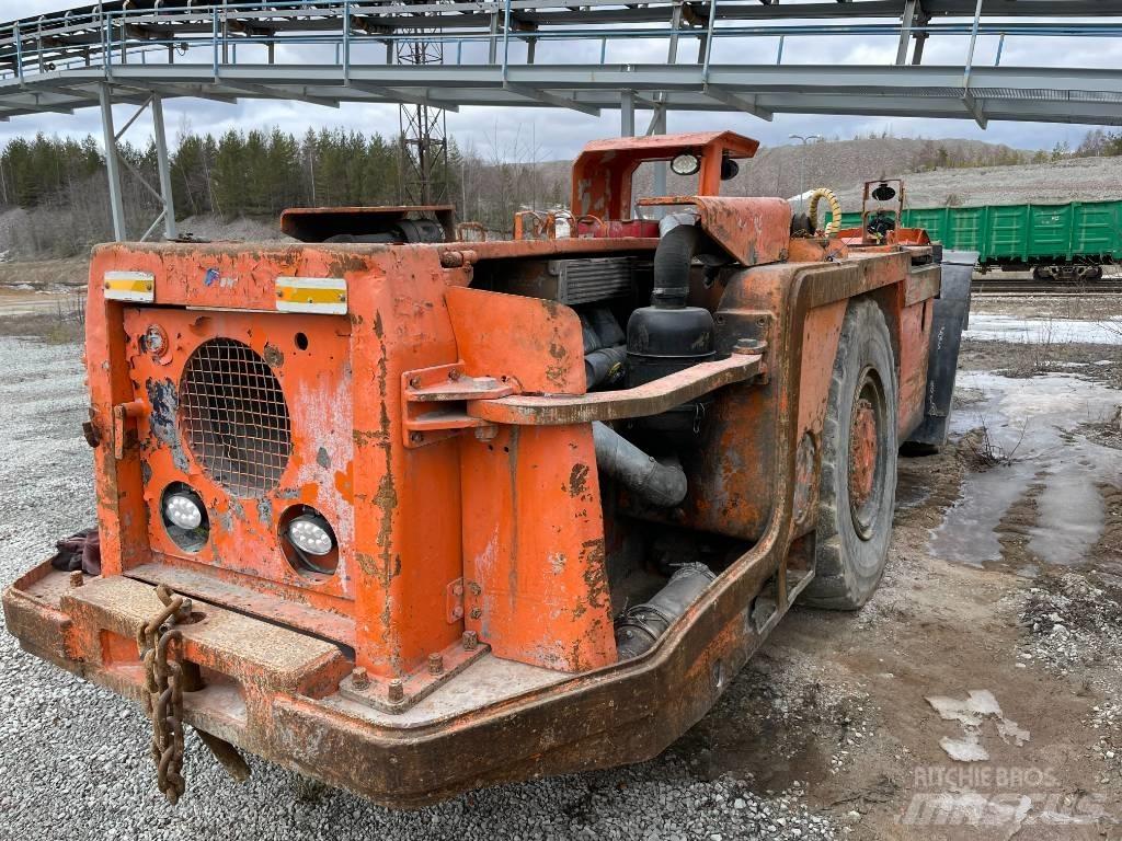 Sandvik Toro 301 Підземні навантажувачі
