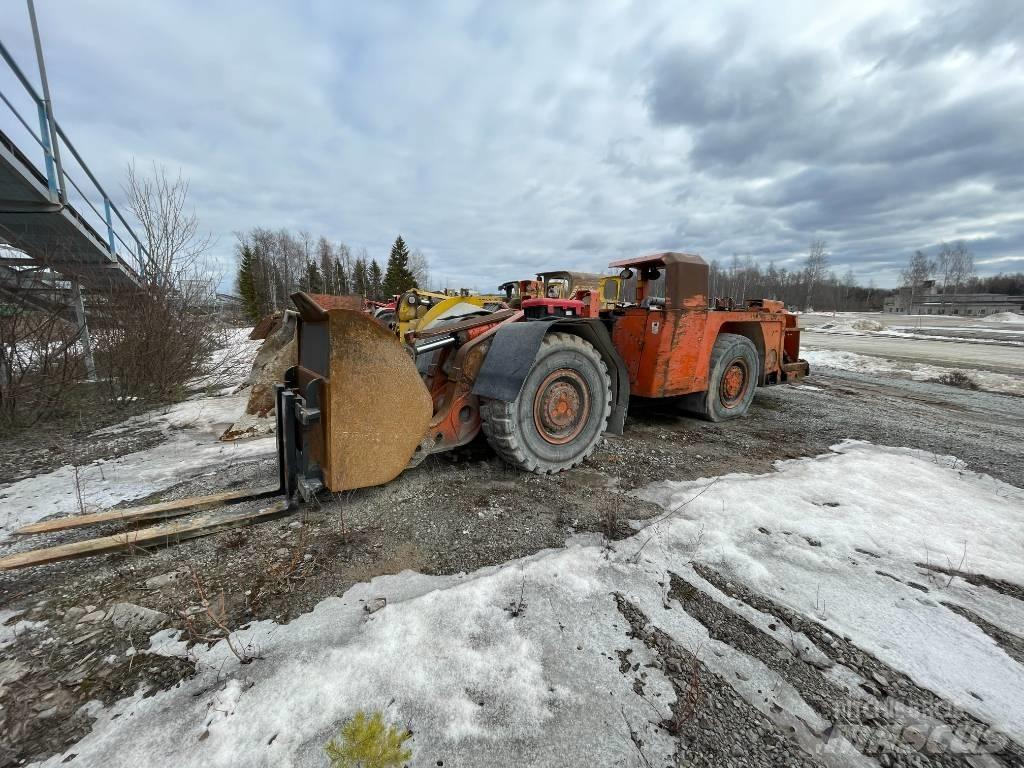 Sandvik Toro 301 Підземні навантажувачі