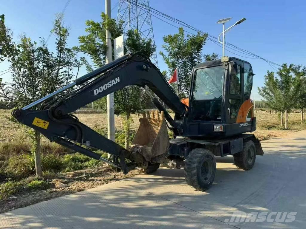 Doosan DX 60 Міні-екскаватори < 7т