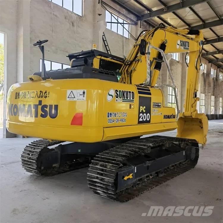 Komatsu PC200-8 Гусеничні екскаватори