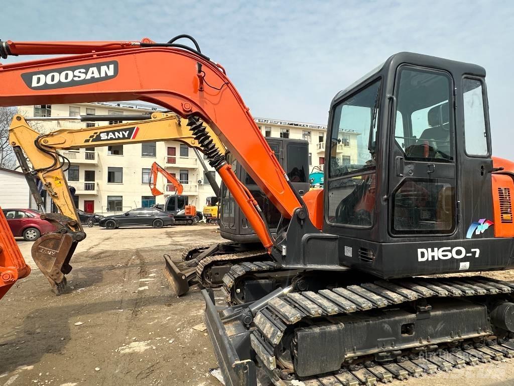 Doosan DH 60 Міні-екскаватори < 7т