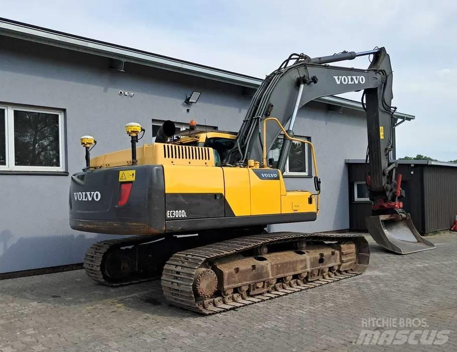 Volvo EC 300 D L Гусеничні екскаватори