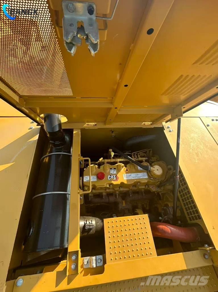 CAT 345 Гусеничні екскаватори