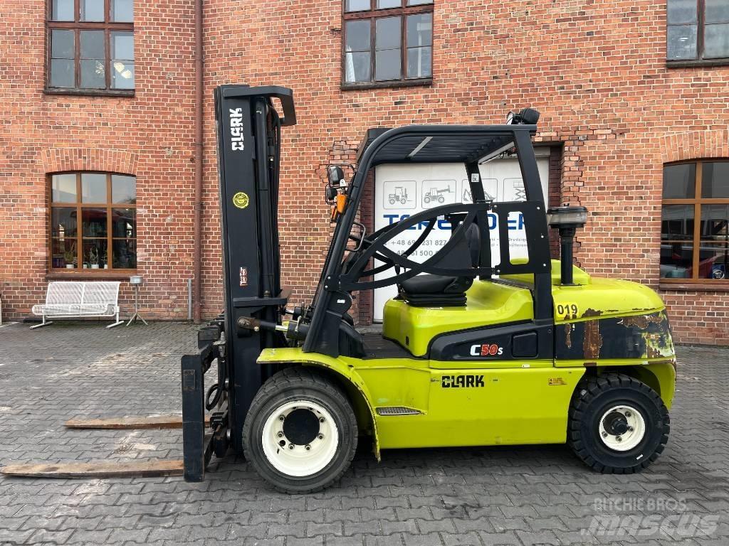Clark C50 SD Дизельні навантажувачі