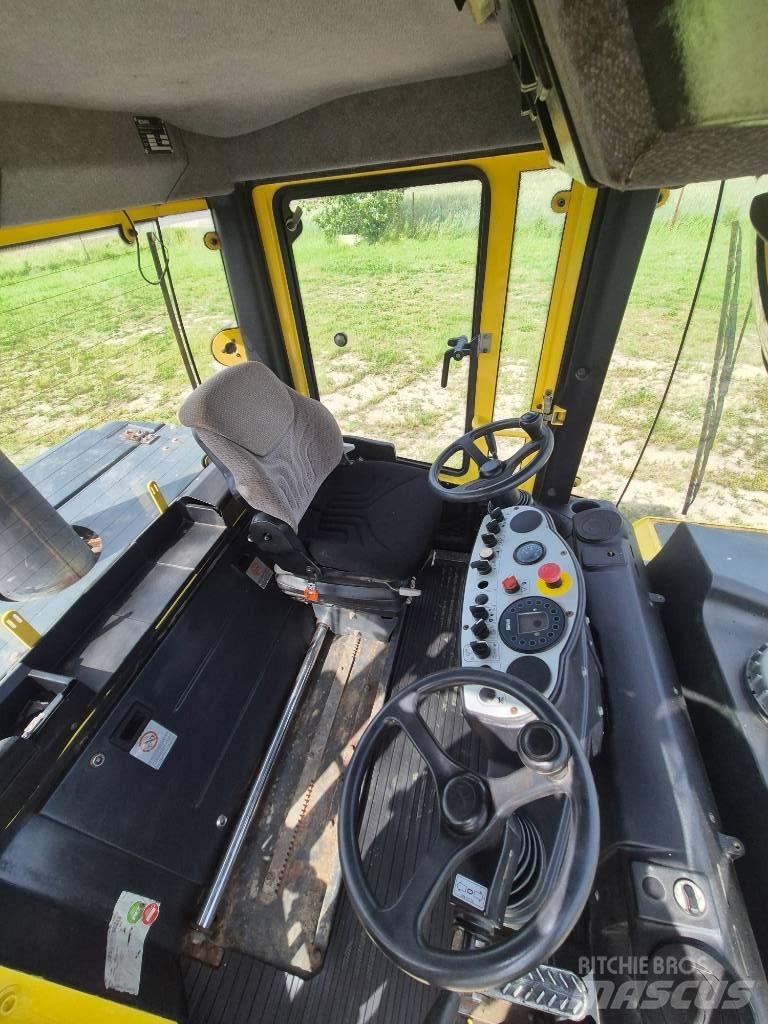 Bomag BW 24 R H Пневматичні катки
