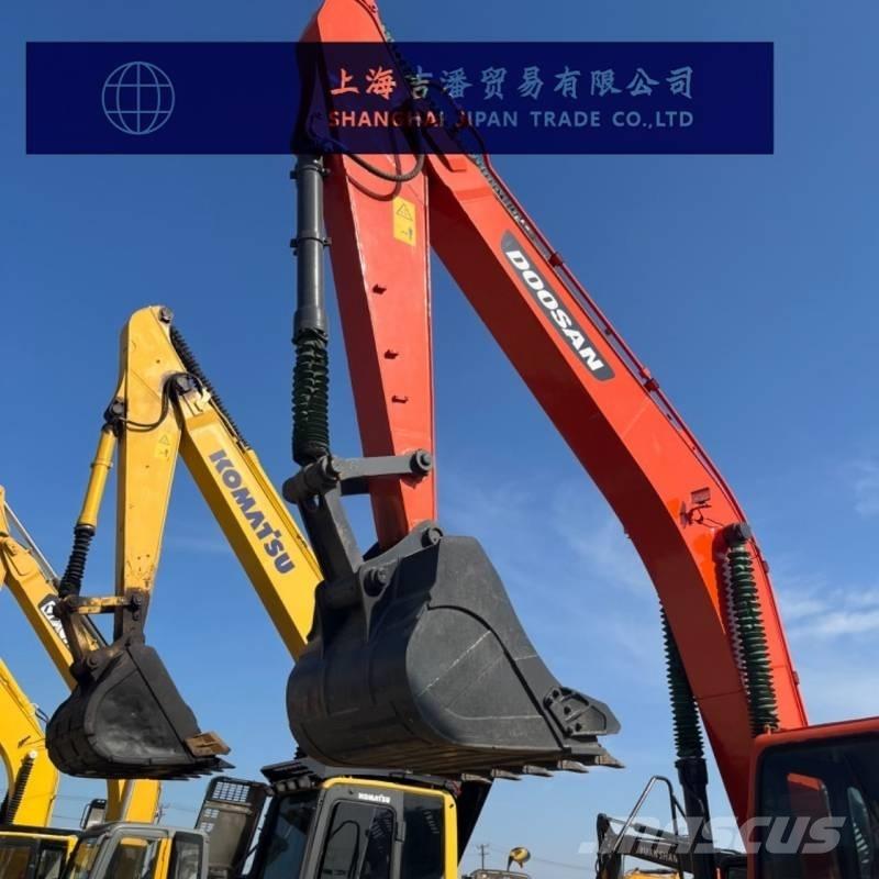 Doosan DX 300 Гусеничні екскаватори