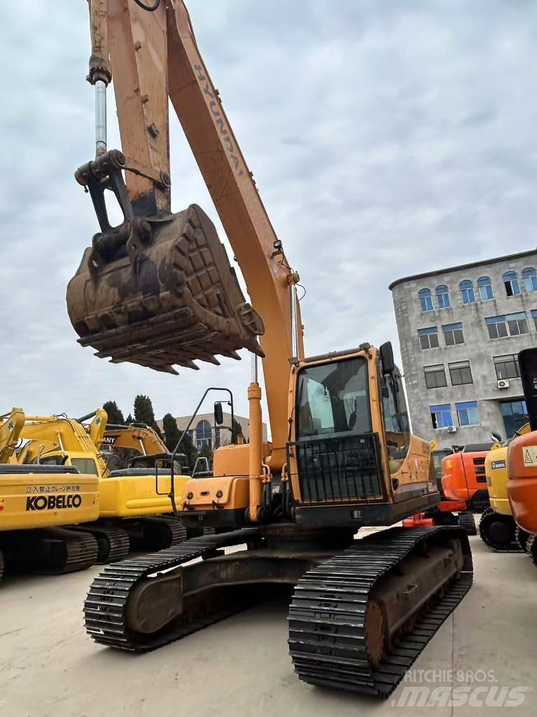 Hyundai R220LC-9S Гусеничні екскаватори