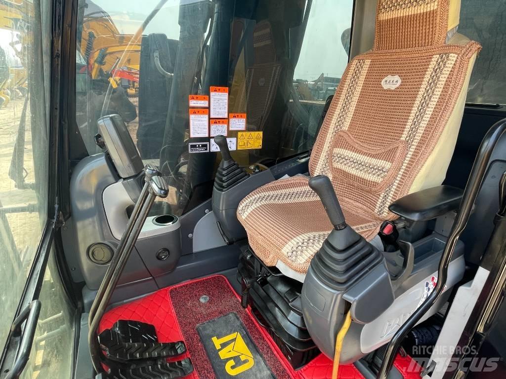 CAT 315D2GC Гусеничні екскаватори