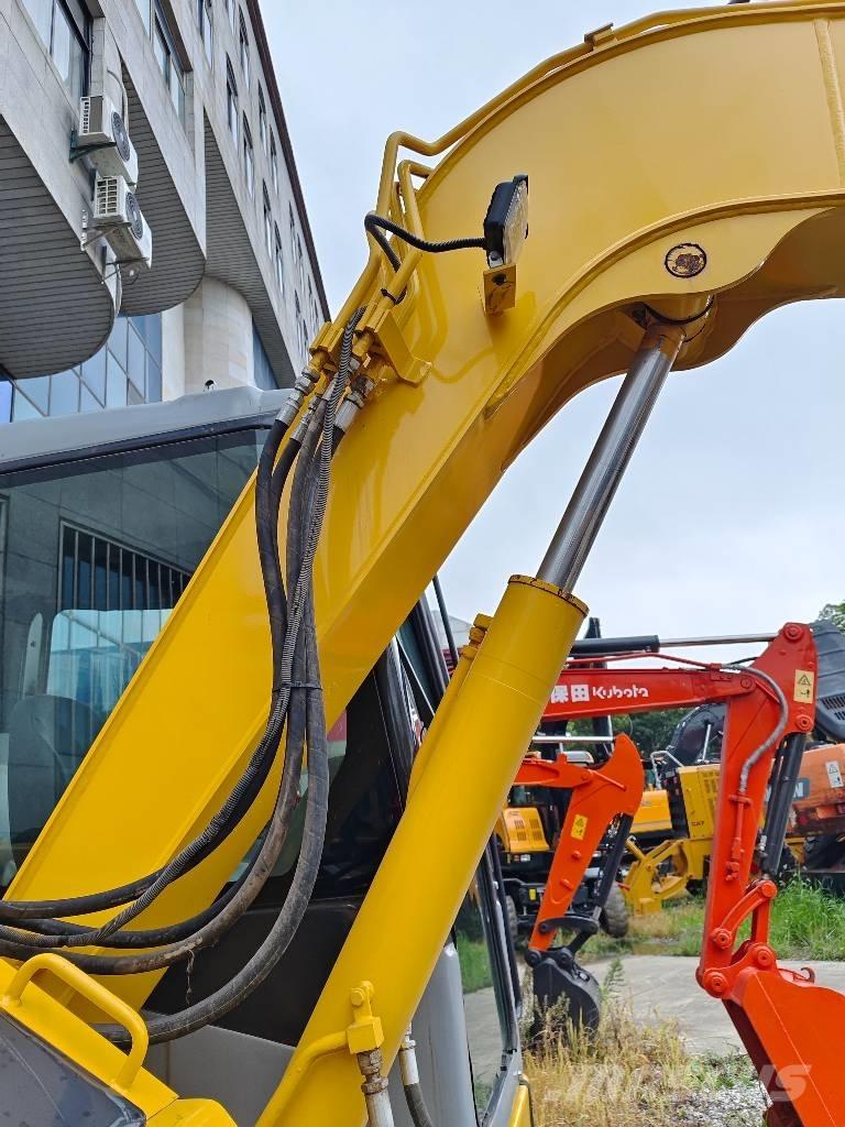 Komatsu PC 78 US Гусеничні екскаватори