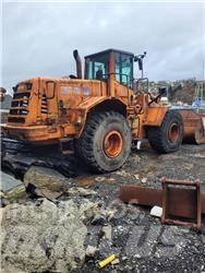 Fiat-Hitachi w230 Фронтальні навантажувачі