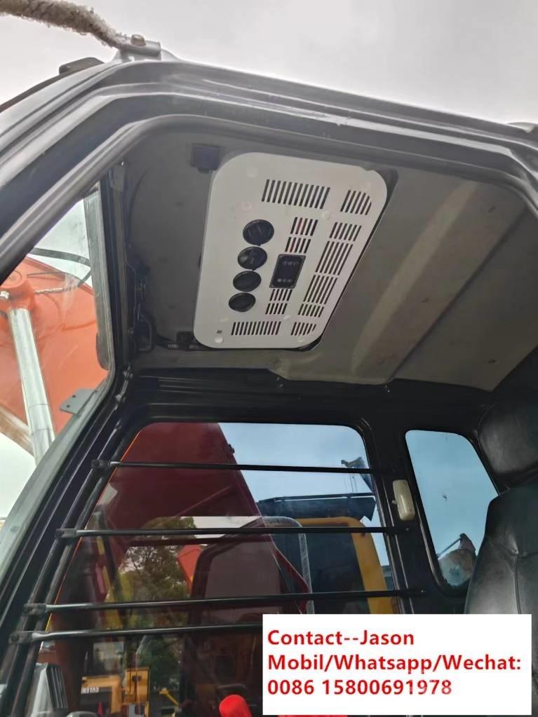 Hitachi ZX120 Гусеничні екскаватори