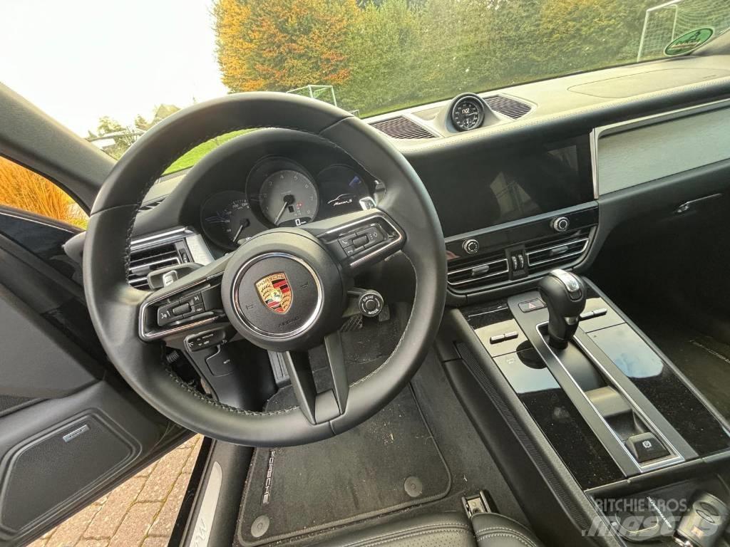 Porsche Macan S Автомобілі