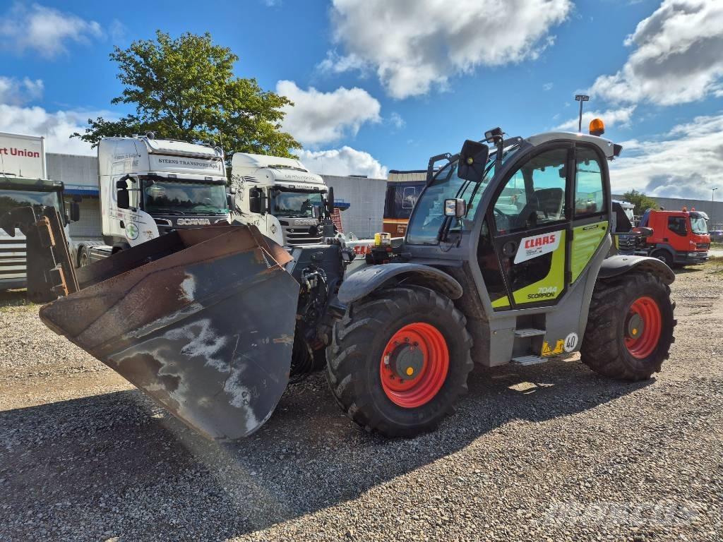 CLAAS Scorpion 7044 Телескопічний навантажувач