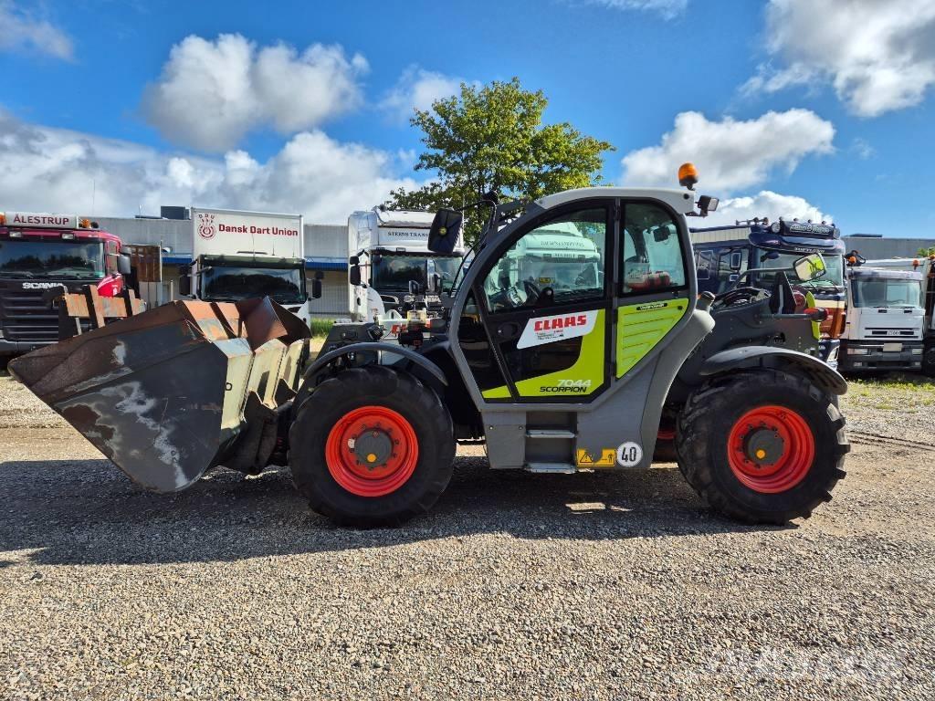 CLAAS Scorpion 7044 Телескопічний навантажувач