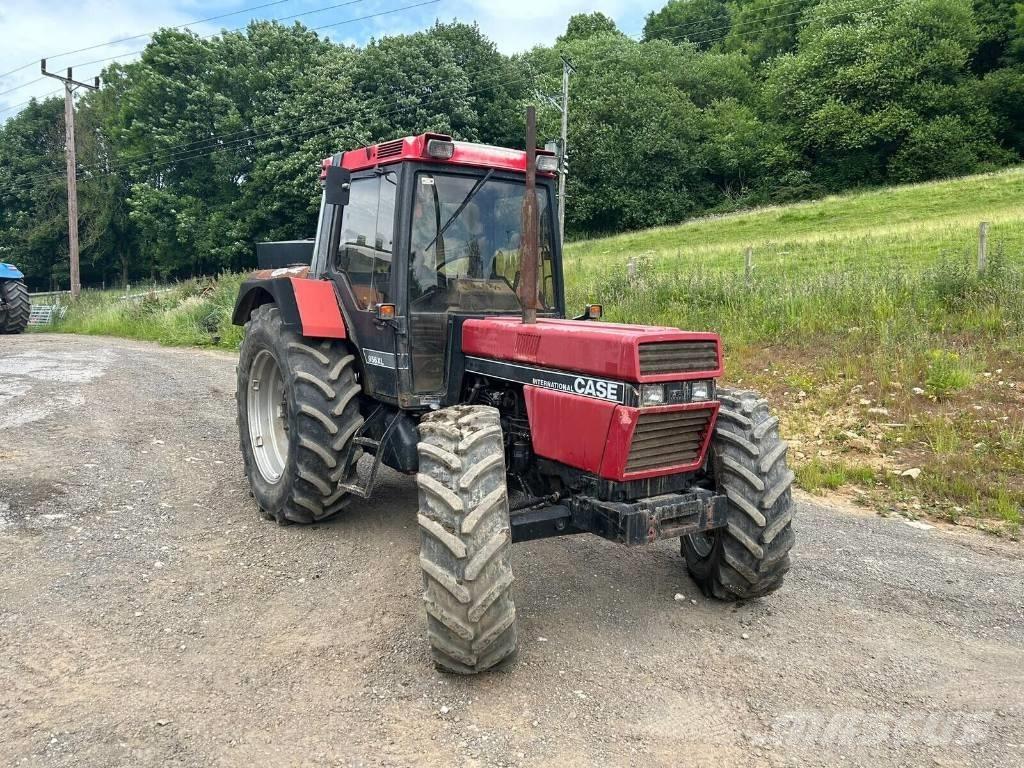 CASE 956XL Трактори