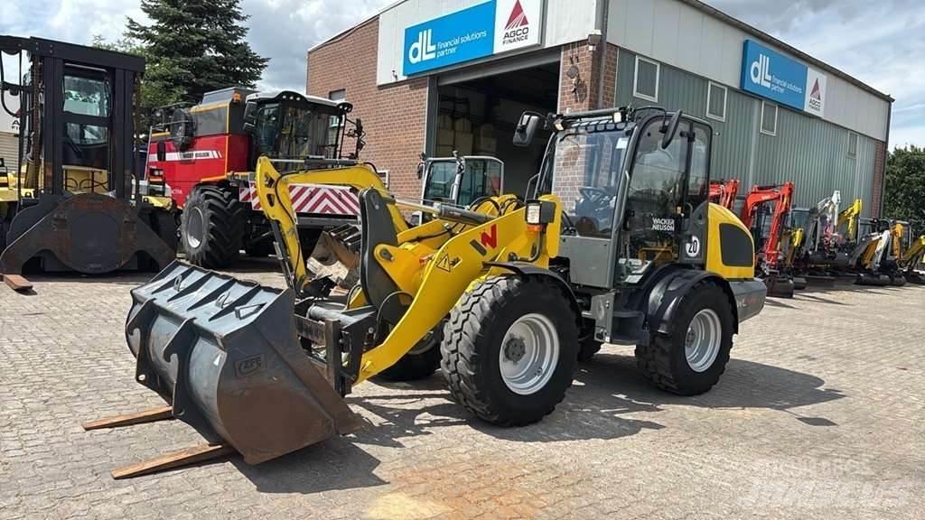 Wacker Neuson WL44 Фронтальні навантажувачі