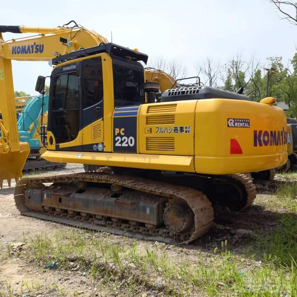 Komatsu PC 220-8 Гусеничні екскаватори