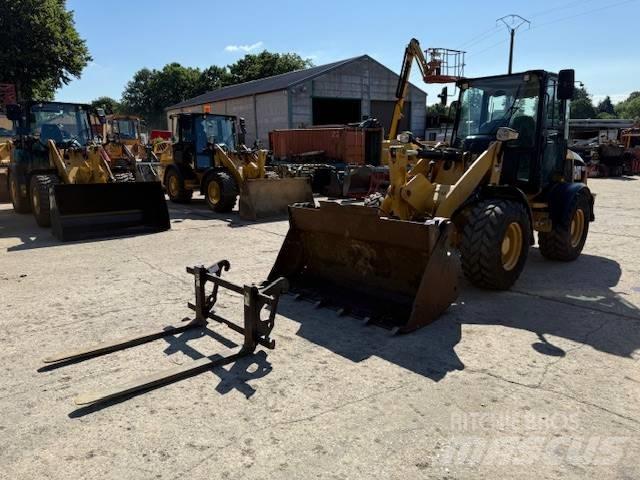 CAT 908 H Фронтальні навантажувачі