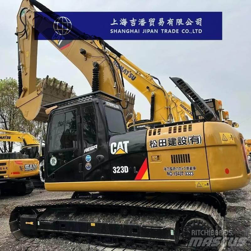 CAT 323 D Гусеничні екскаватори