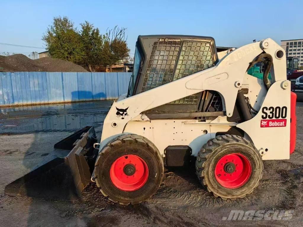 Bobcat S 300 Міні-навантажувачі