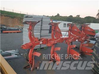 Kuhn 375E Звичайні плуги