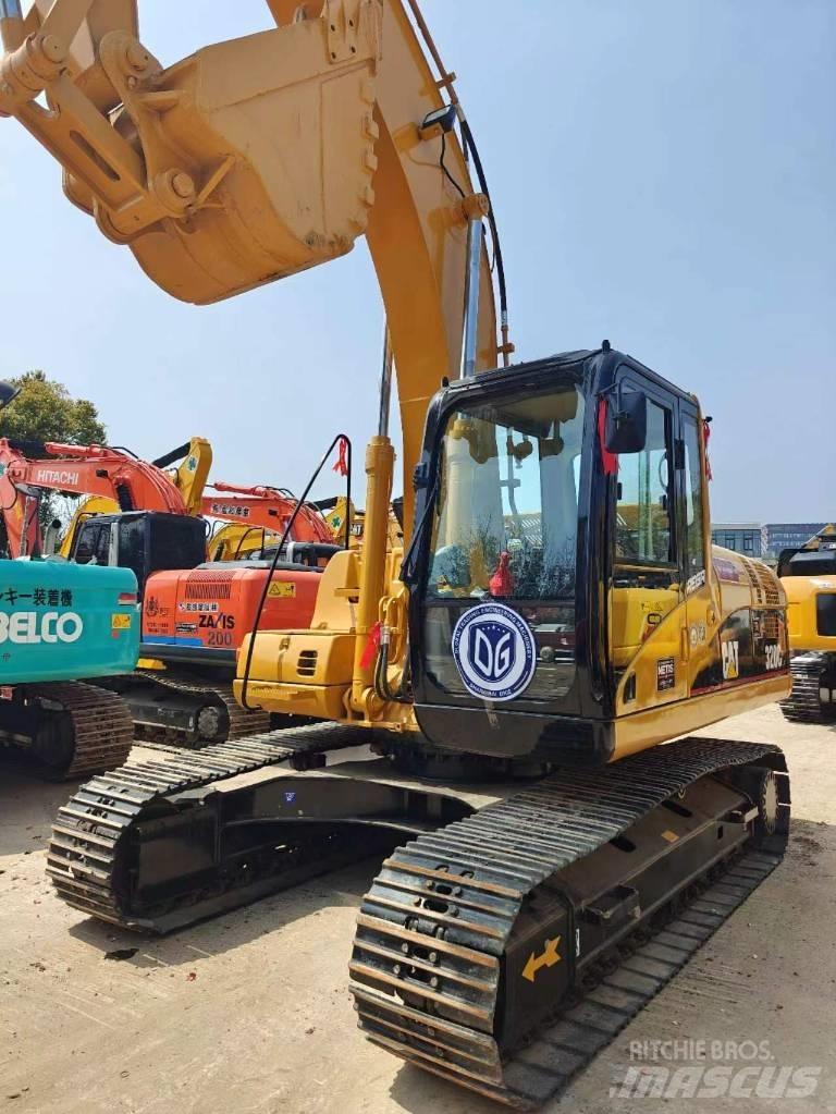 CAT CAT320C Середні екскаватори 7т. - 12т.