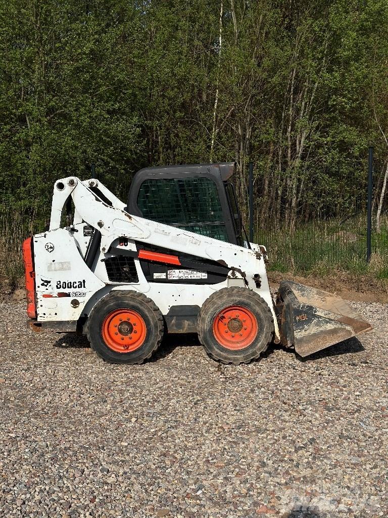 Bobcat S530 Міні-навантажувачі