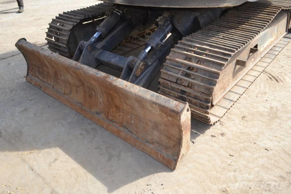 Mecalac 714 MC Гусеничні екскаватори
