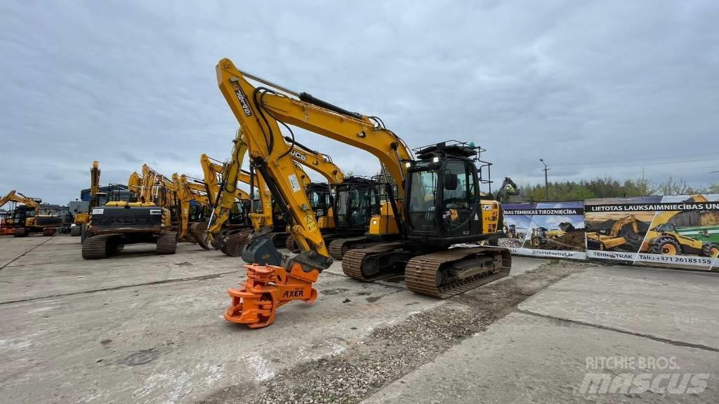 JCB JS 145 LC Гусеничні екскаватори