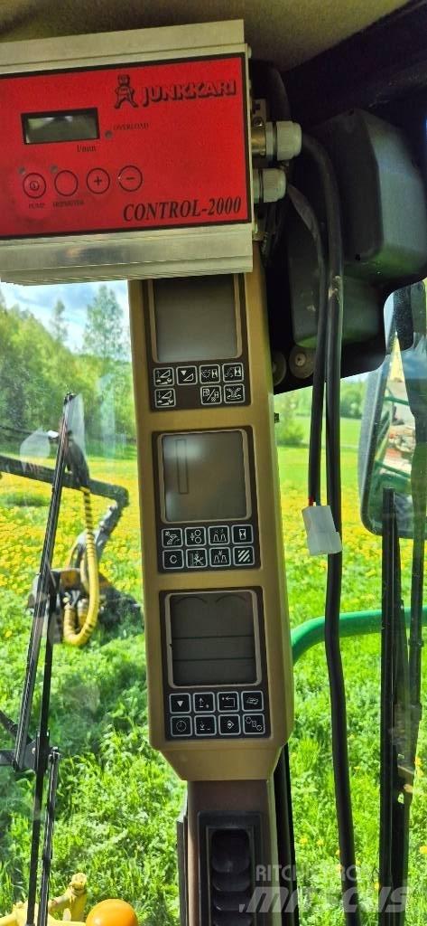 John Deere 7300 Кормозбиральні комбайни