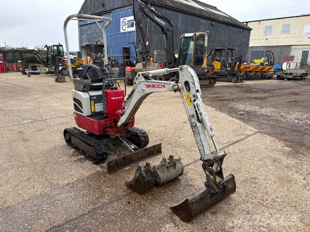 Takeuchi TB 210 R Міні-екскаватори < 7т