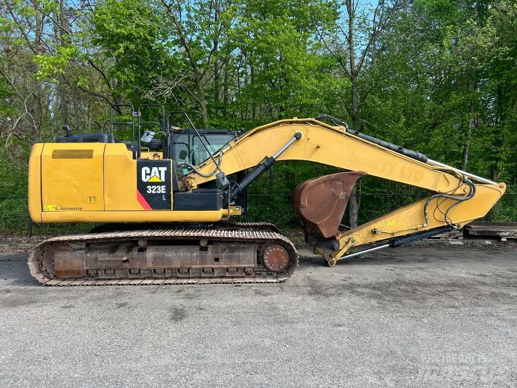 CAT 323 E Гусеничні екскаватори
