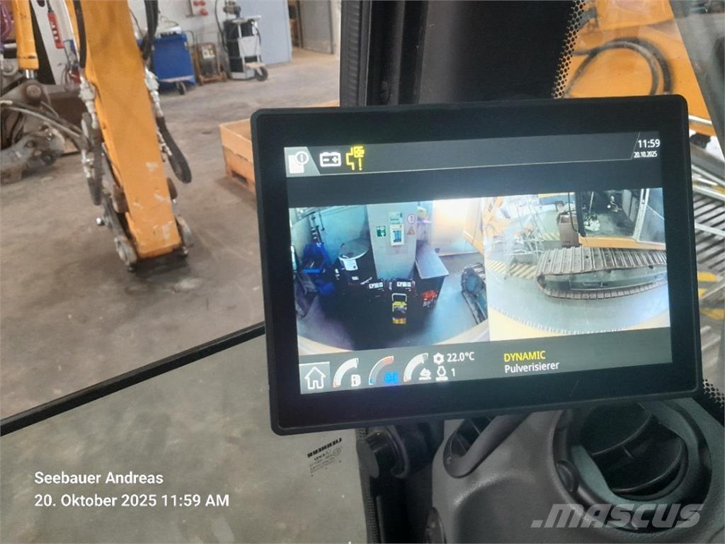 Liebherr R922 Гусеничні екскаватори