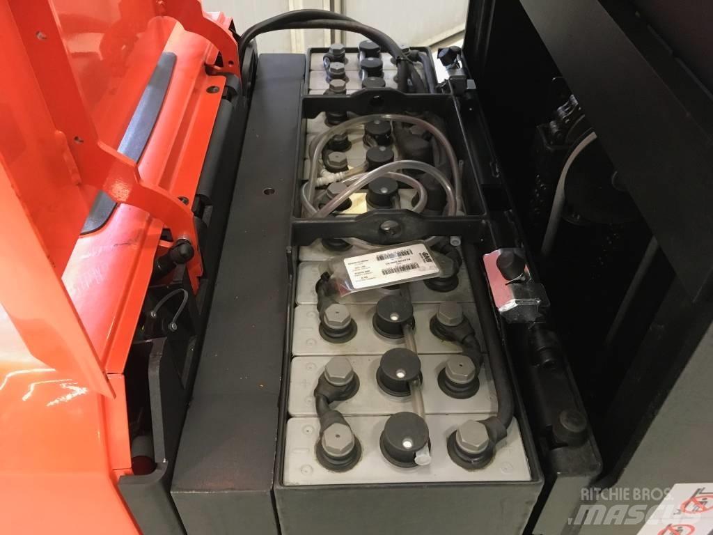 BT Toyota OSE 100 W Підбірник заказів із середніх ярусів