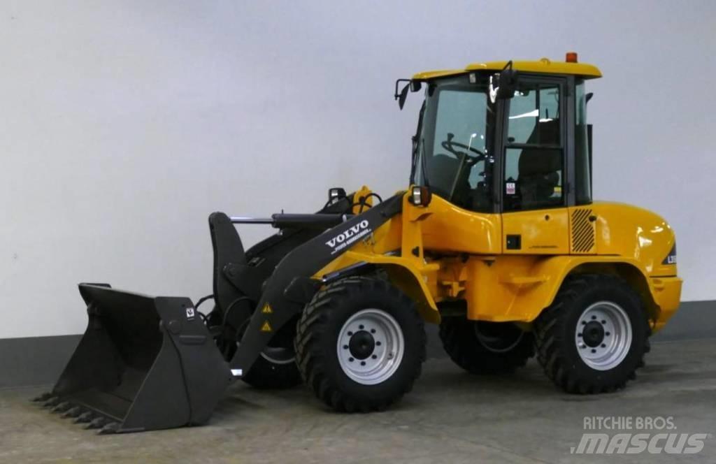 Volvo L 35 B - Z - 4x4 Фронтальні навантажувачі