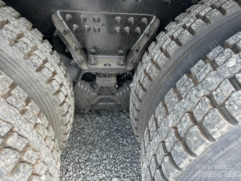 International 7400 Сміттєвози
