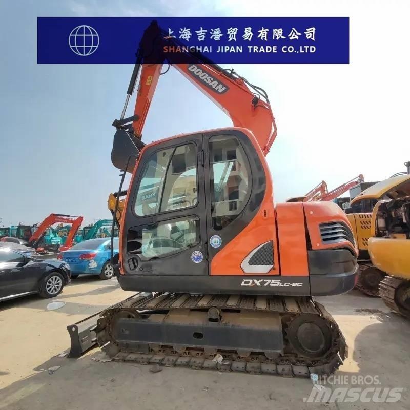 Doosan DX 75 Міні-екскаватори < 7т
