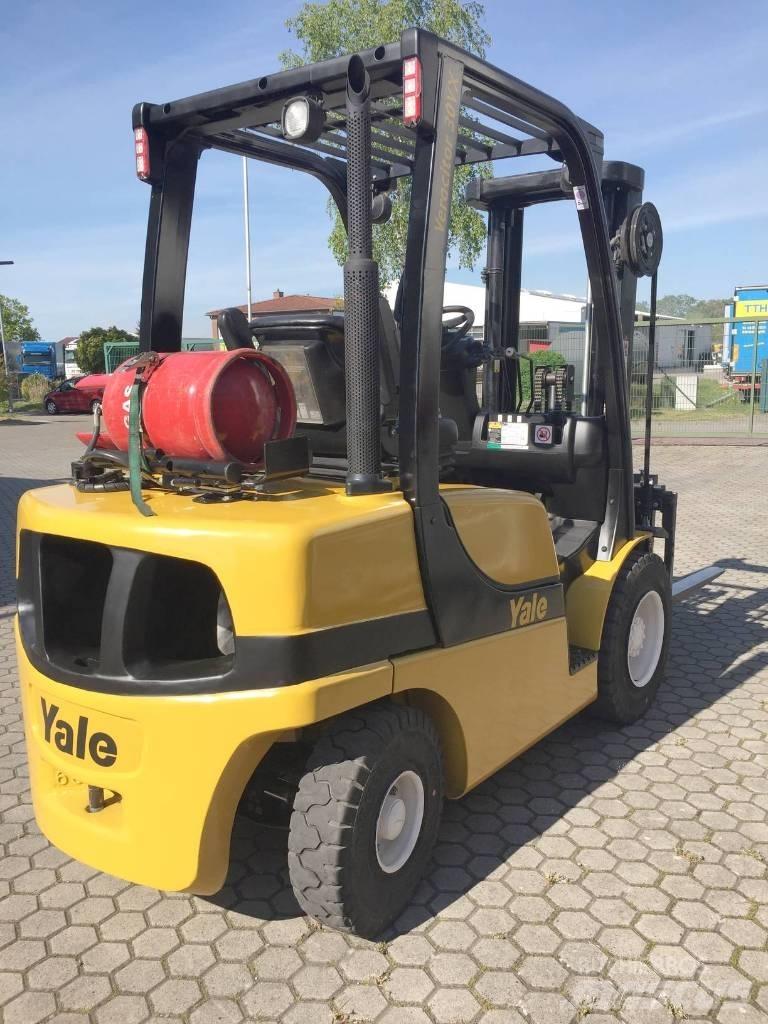 Yale GLP030VX Газові навантажувачі