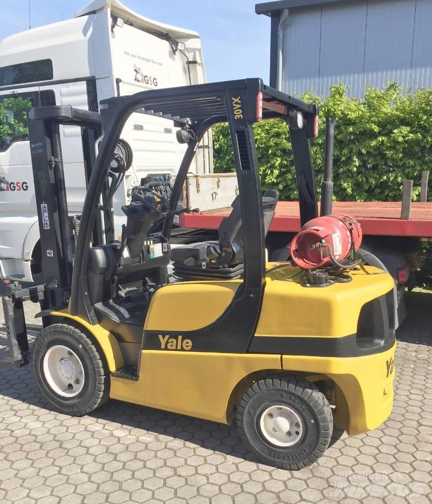 Yale GLP030VX Газові навантажувачі
