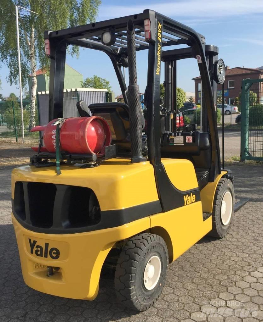Yale GLP030VX Газові навантажувачі