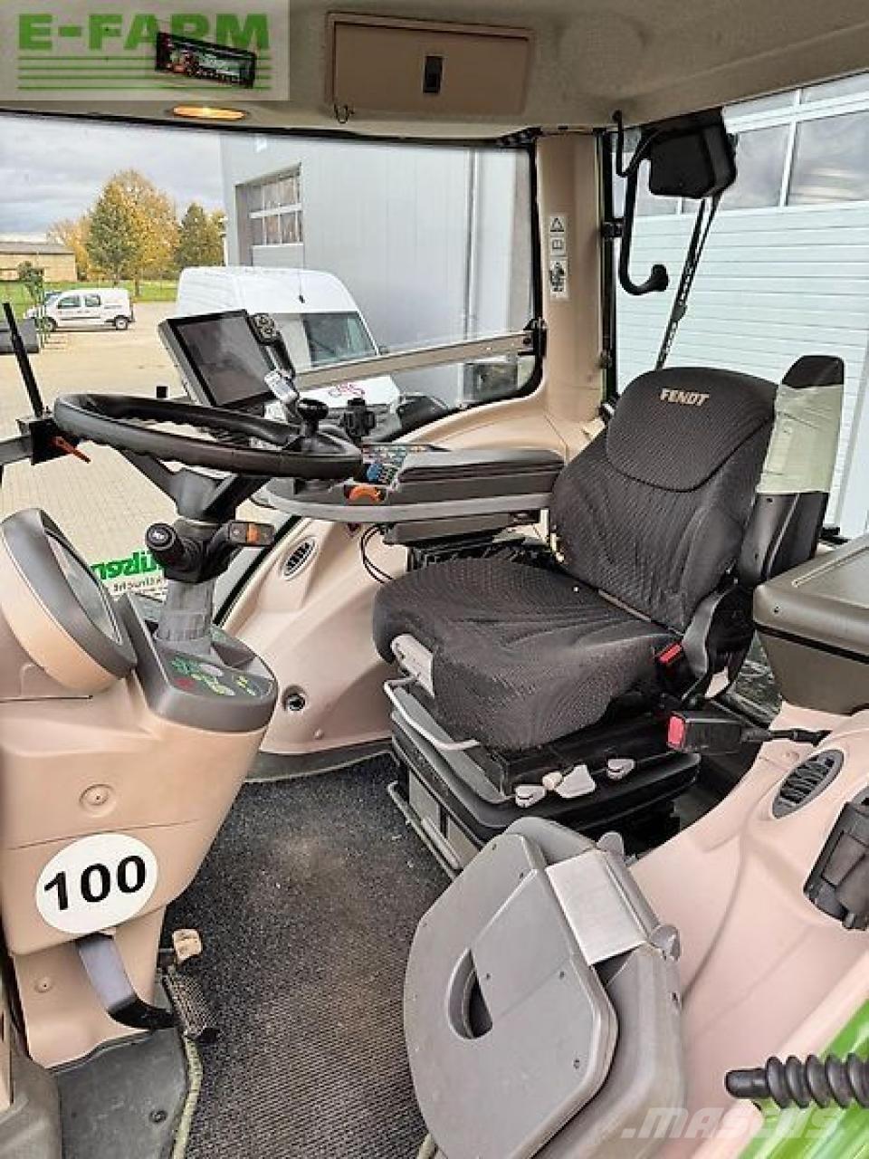 Fendt 826 profi+ Трактори