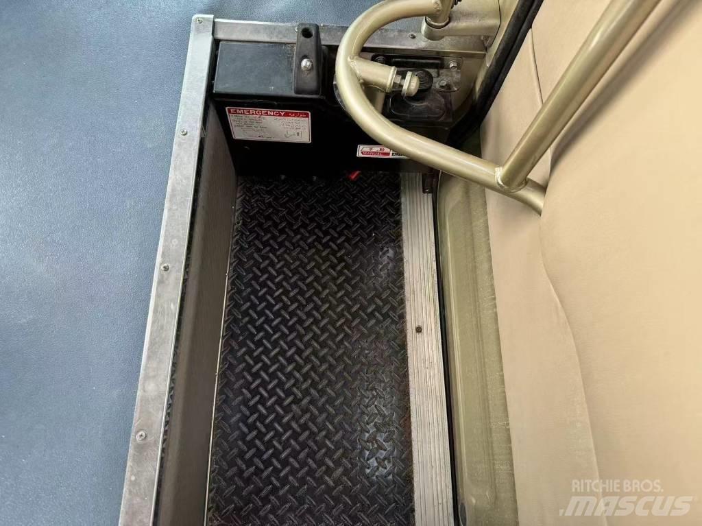 Toyota Coaster Bus Мікроавтобуси