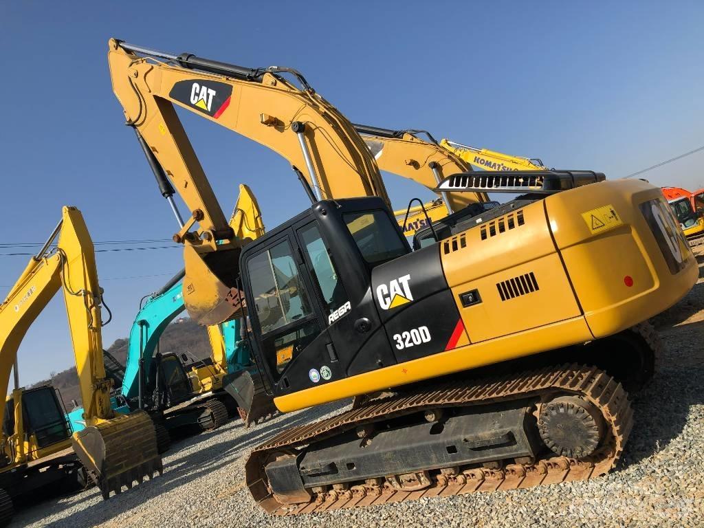 CAT 320 D Гусеничні екскаватори