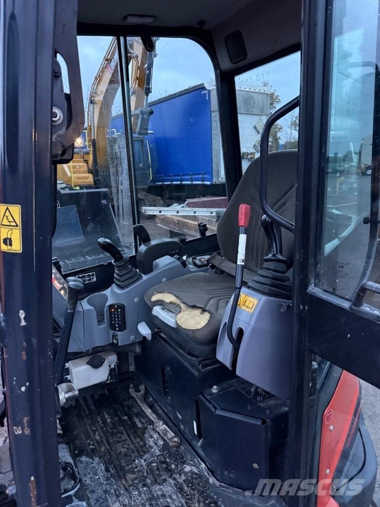 Kubota U 27-4 Міні-екскаватори < 7т