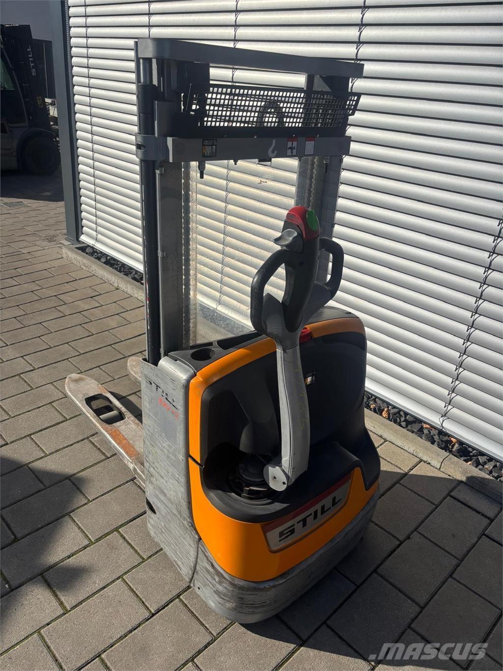 Still EXV12 Самохідні електроштабелери