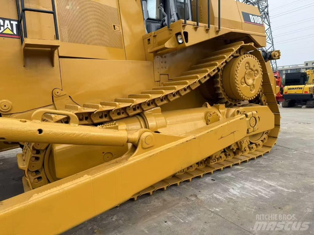 CAT D 10 R Гусеничні бульдозери