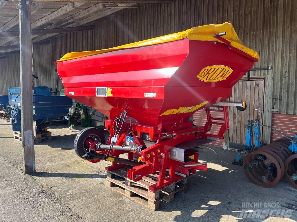 Bredal F2 3200 Розсіювачі гною