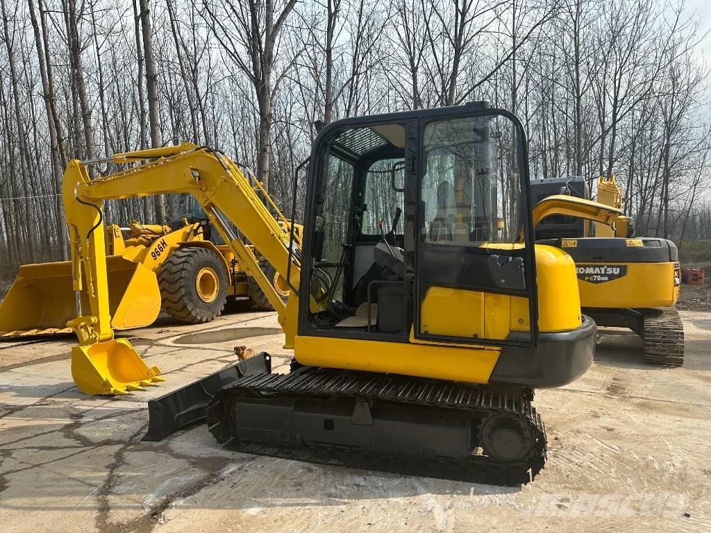 Komatsu PC56-7 Гусеничні екскаватори