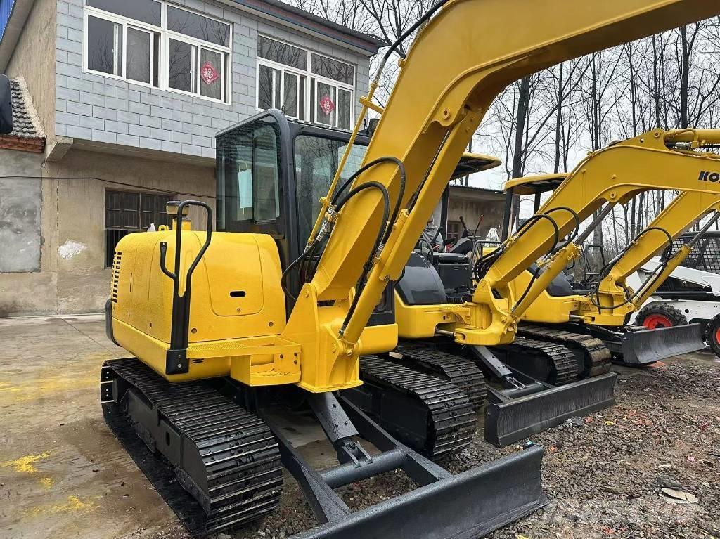 Komatsu PC56-7 Гусеничні екскаватори